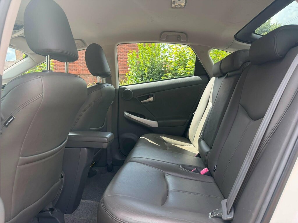 Toyota Prius 1.8 Vvt-h T3 Cvt Silver #25
