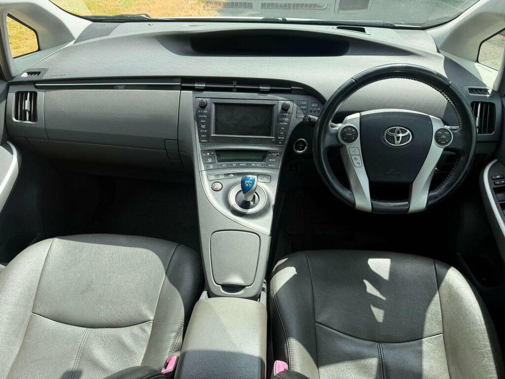 Toyota Prius 1.8 Vvt-h T3 Cvt Silver #9