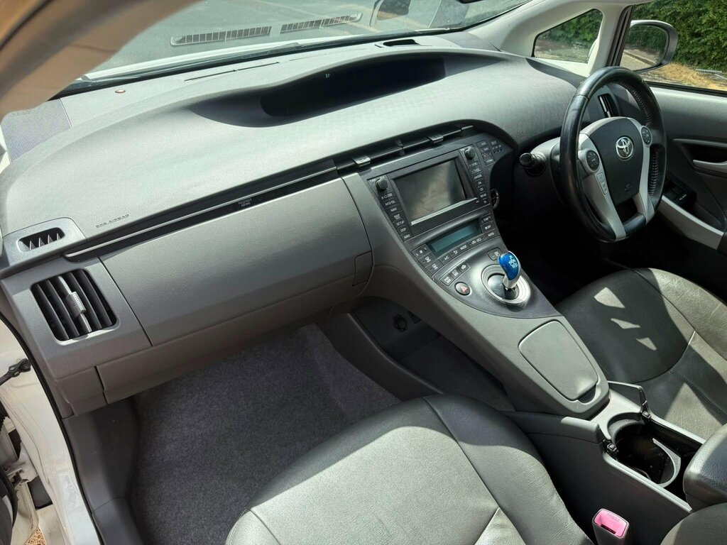 Toyota Prius 1.8 Vvt-h T3 Cvt Silver #22