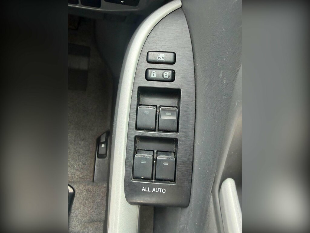 Toyota Prius 1.8 Vvt-h T3 Cvt Silver #27