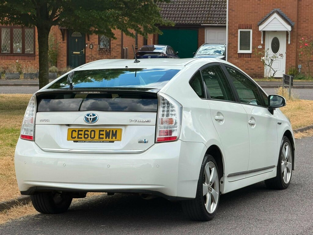 Toyota Prius 1.8 Vvt-h T Spirit Cvt Euro 5 Ss White #5