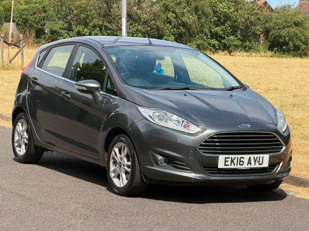 Ford Fiesta 1.25 Zetec Euro 6 Grey