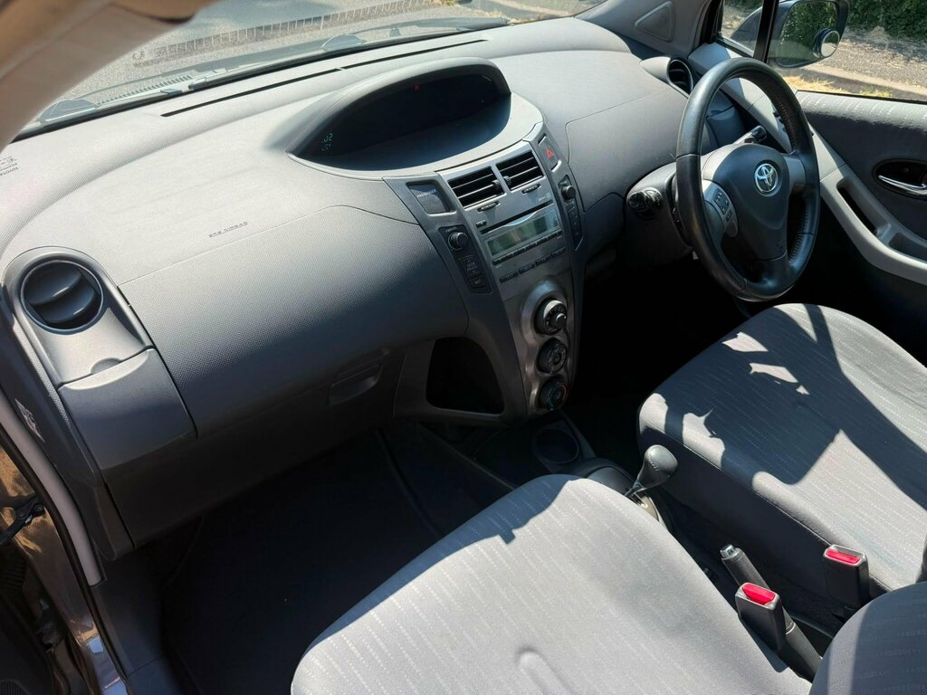 Toyota Yaris 1.33 Dual Vvt-i Tr Grey #20