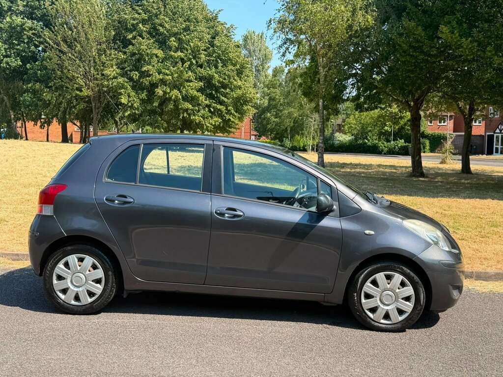 Toyota Yaris 1.33 Dual Vvt-i Tr Multimode Euro 4 Ss Grey #3