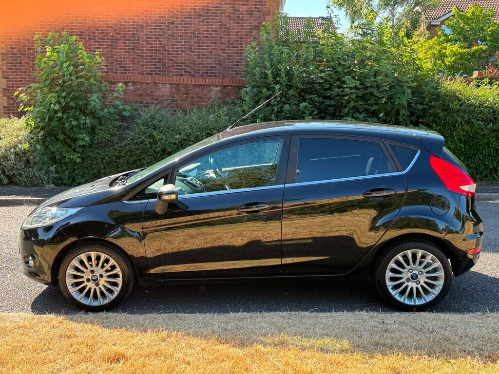Ford Fiesta 1.4 Titanium Black #3