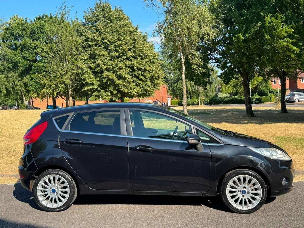 Ford Fiesta 1.4 Titanium Black #4