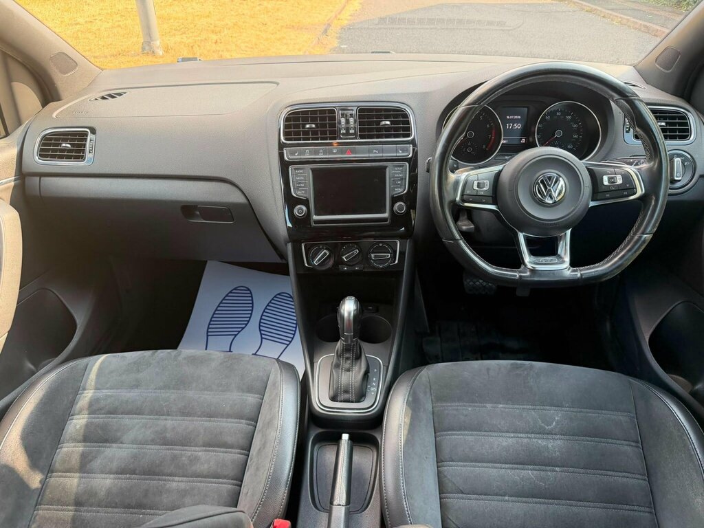 Volkswagen Polo Se Grey #9