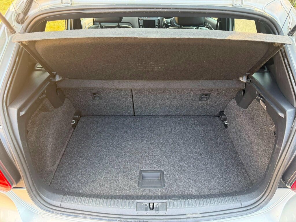Volkswagen Polo Se Grey #8