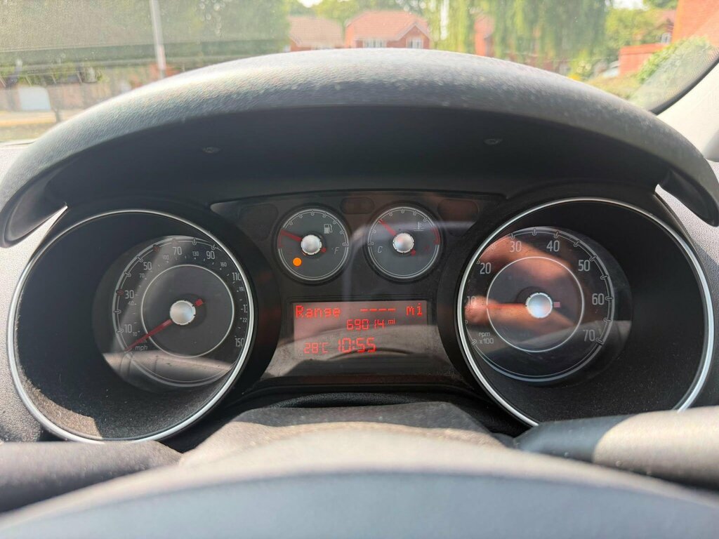 Fiat Punto 1.2 Pop White #12