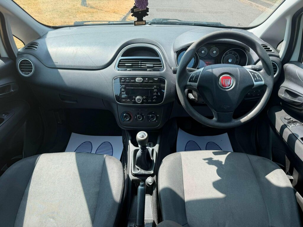 Fiat Punto 1.2 Pop White #10