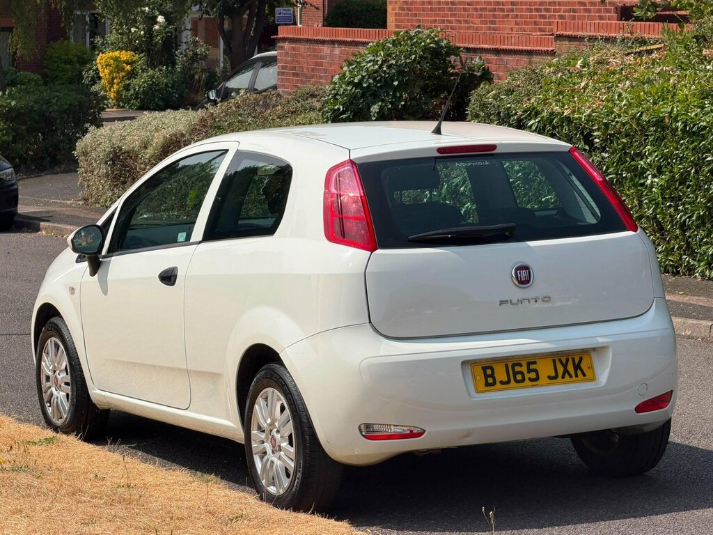 Fiat Punto 1.2 Pop Euro 6 White #5