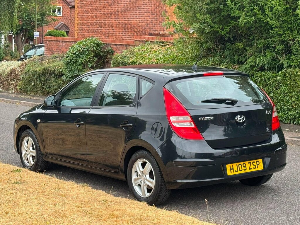 Hyundai I30 1.4 Comfort Euro 4 Black #5