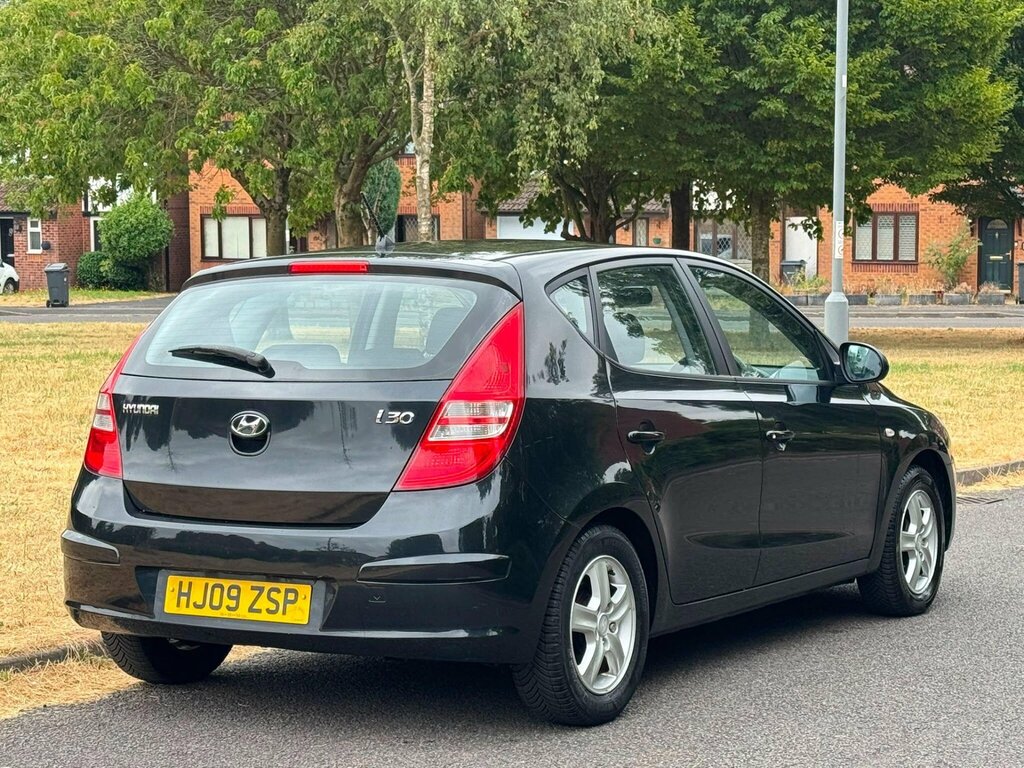 Hyundai I30 1.4 Comfort Euro 4 Black #6
