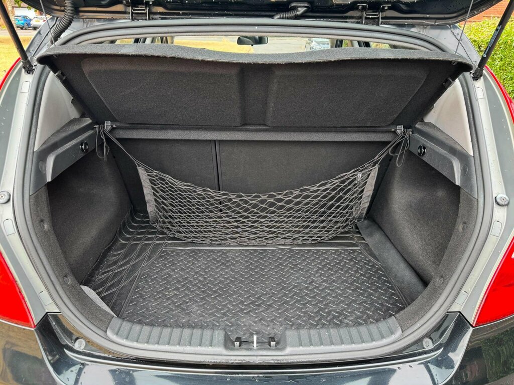 Hyundai I30 1.4 Es 2009 Black #9