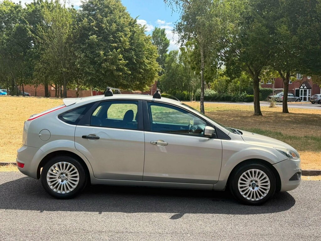 Ford Focus 1.6 Titanium Gold #3