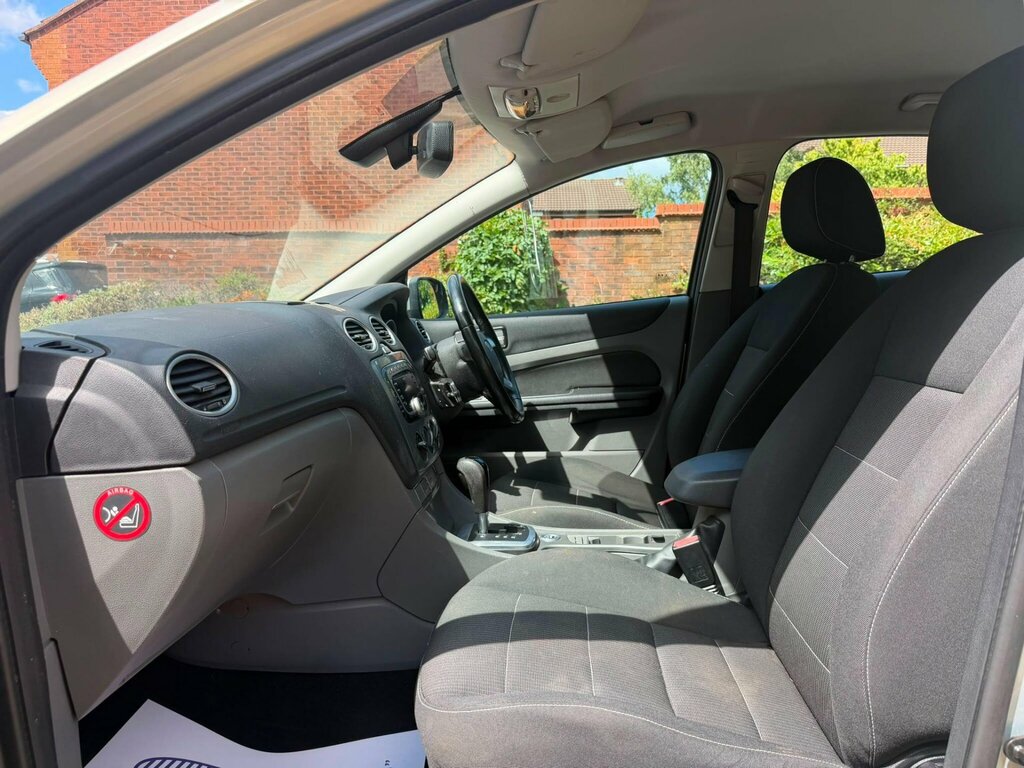 Ford Focus 1.6 Tdci Dpf Titanium Estate Black #21