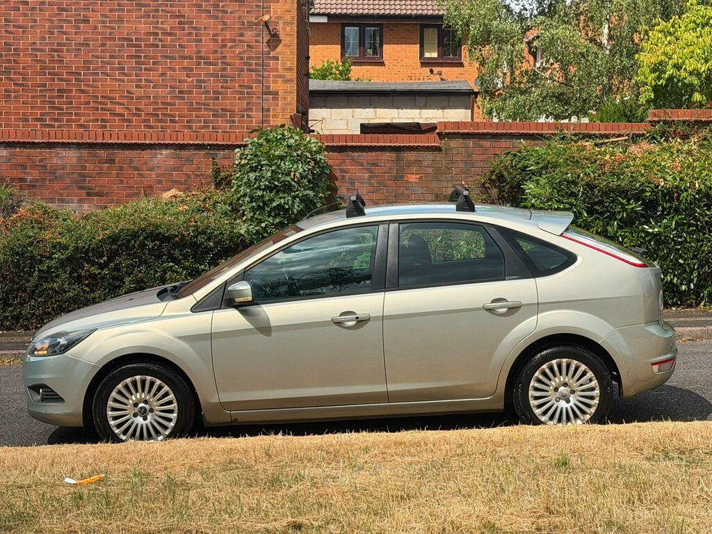 Ford Focus 1.6 Titanium Gold #4
