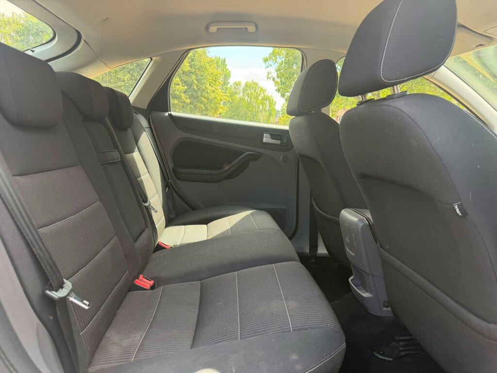Ford Focus 1.6 Tdci Dpf Titanium Estate Black #22