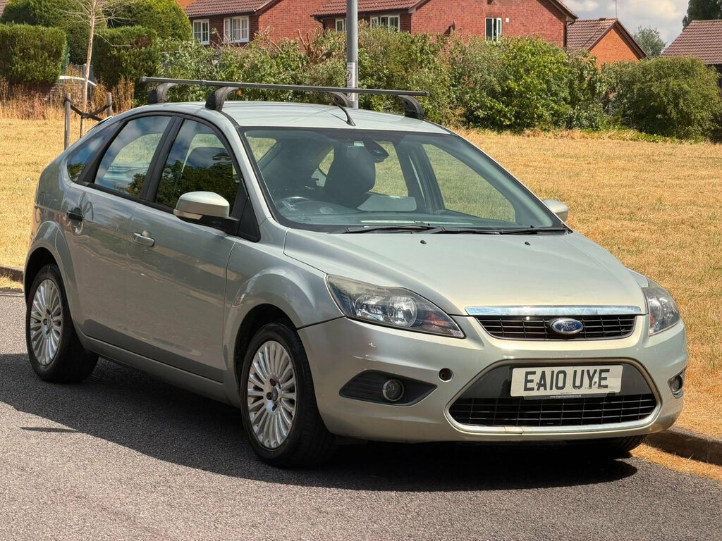Ford Focus 1.6 Titanium Gold