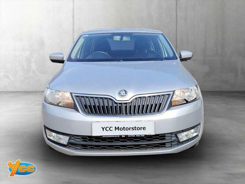 Skoda Rapid Spaceback 1.2 Tsi Se Hatchback Euro 5 86 Silver #3