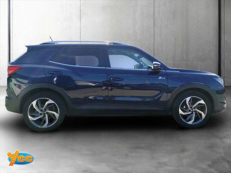 SsangYong Korando Ultimate White #8
