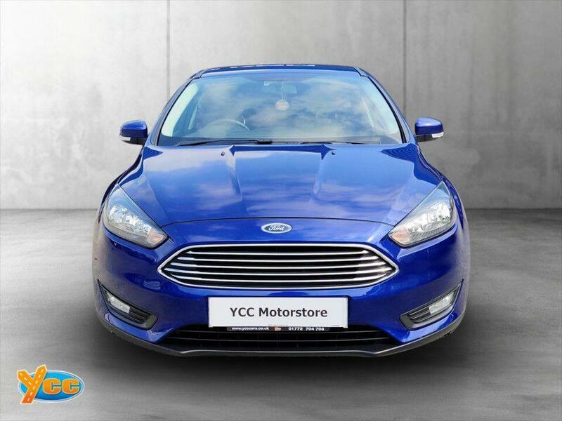 Ford Focus 1.5 Tdci Zetec Edition Hatchback Blue #2