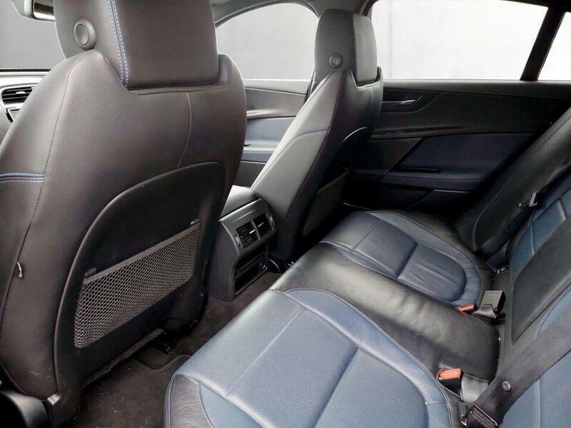 Jaguar XE Xe Prestige D Red #17
