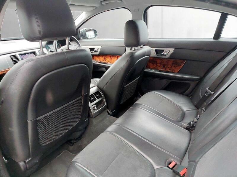 Jaguar XF V6 S Luxury Blue #17