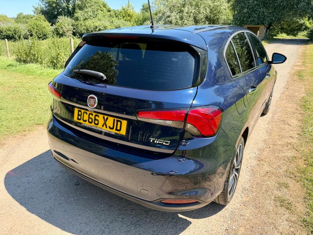 Fiat Tipo Easy Plus Black #8