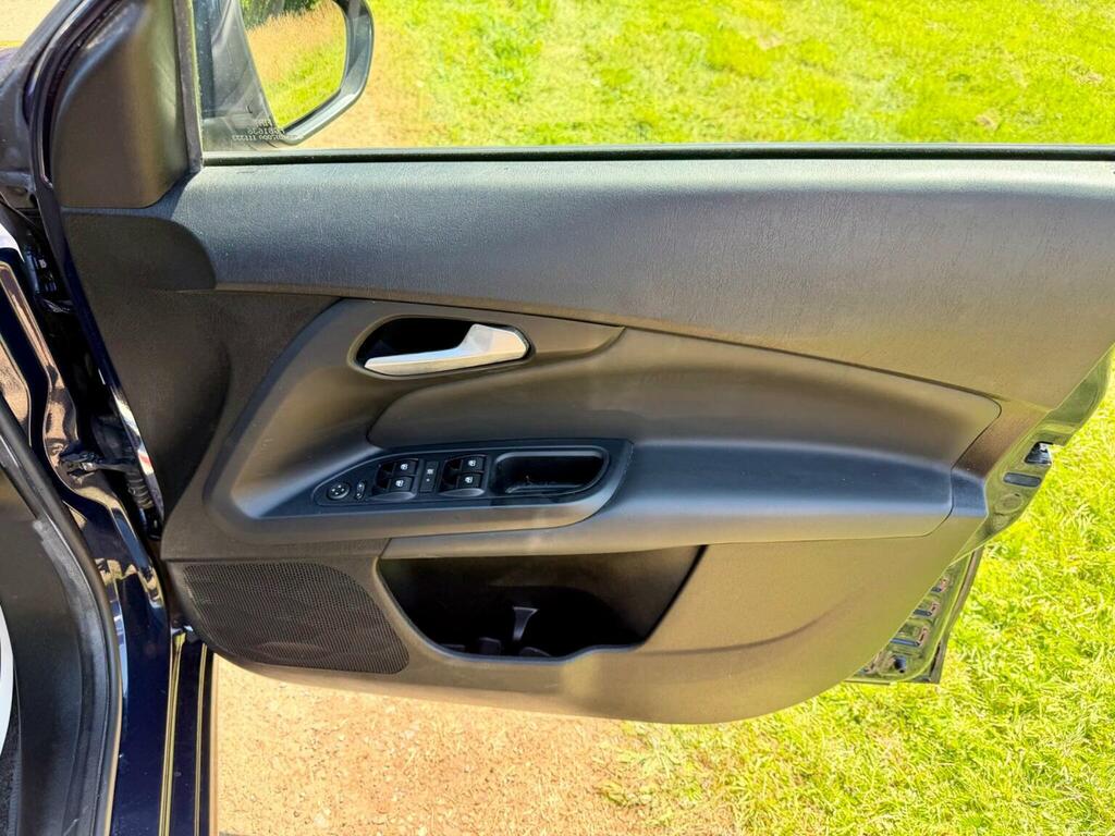 Fiat Tipo Easy Plus Black #28