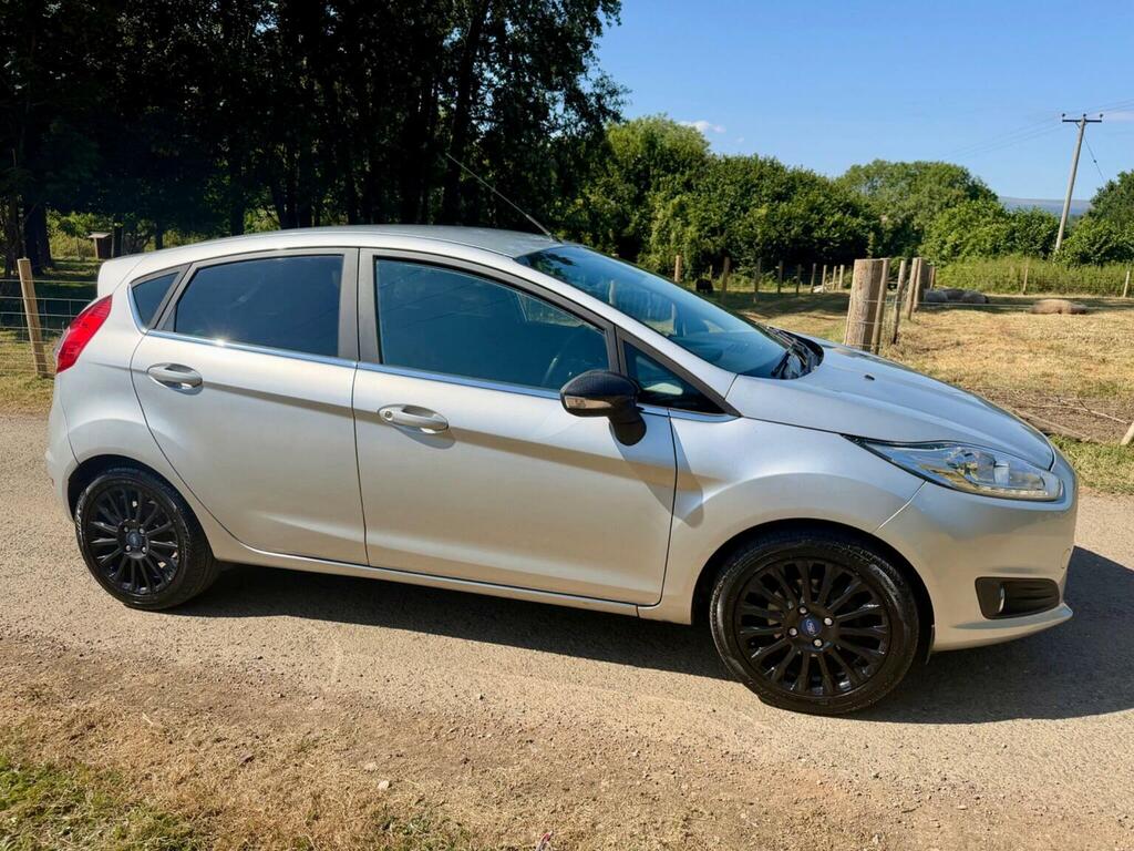 Ford Fiesta 1.5 Tdci Titanium Euro 5 2014 WA14XTK Silver #3