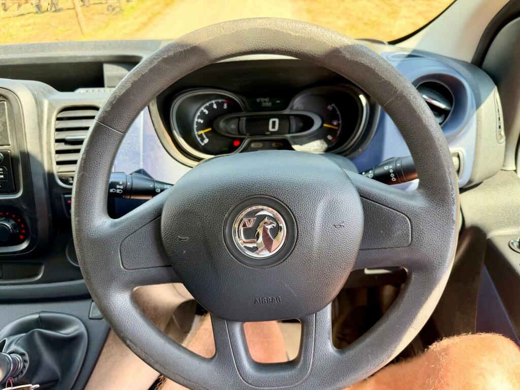 Vauxhall Vivaro 1.6 Cdti 2900 Biturbo Ecoflex Combi Van Double Cab Silver #29