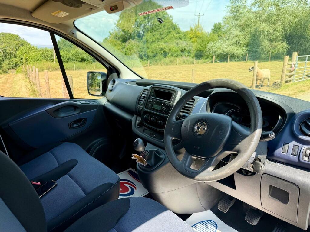 Vauxhall Vivaro 1.6 Cdti 2900 Biturbo Ecoflex Combi Van Double Cab Silver #26