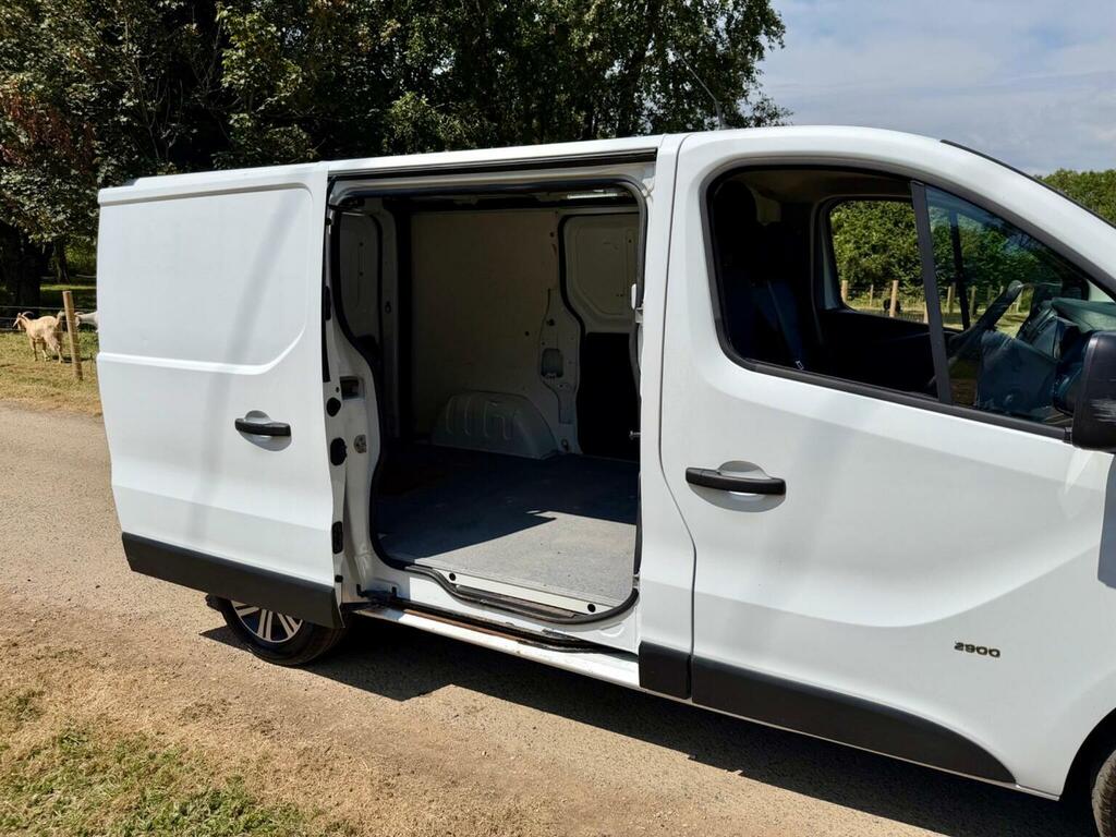 Vauxhall Vivaro 1.6 Cdti 2900 Biturbo Ecoflex Combi Van Double Cab Silver #31