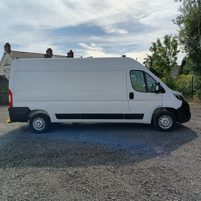 Peugeot Boxer Bluehdi 335 L3h2 Professional Pv #4