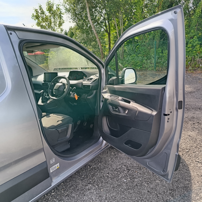 Peugeot Partner 650 1.6 Bluehdi 75 Bhp Professional Euro 6 White #14