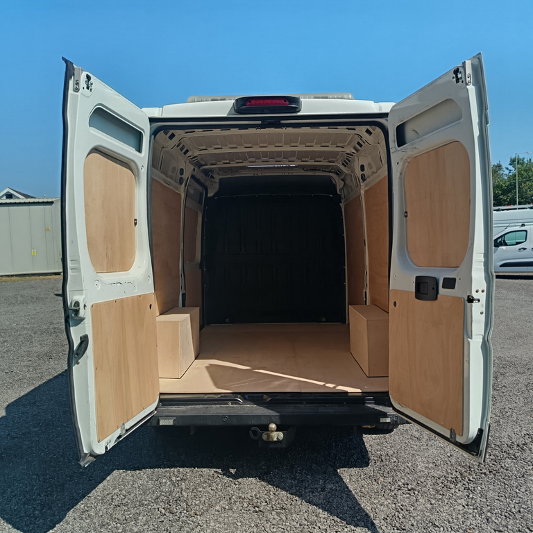 Peugeot Boxer Diesel White #10