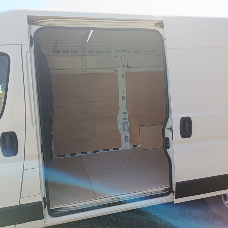 Peugeot Boxer Diesel White #9