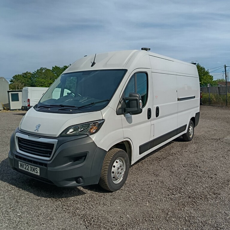 Peugeot Boxer Blue Hdi 335 L2h2 Professional Pv 