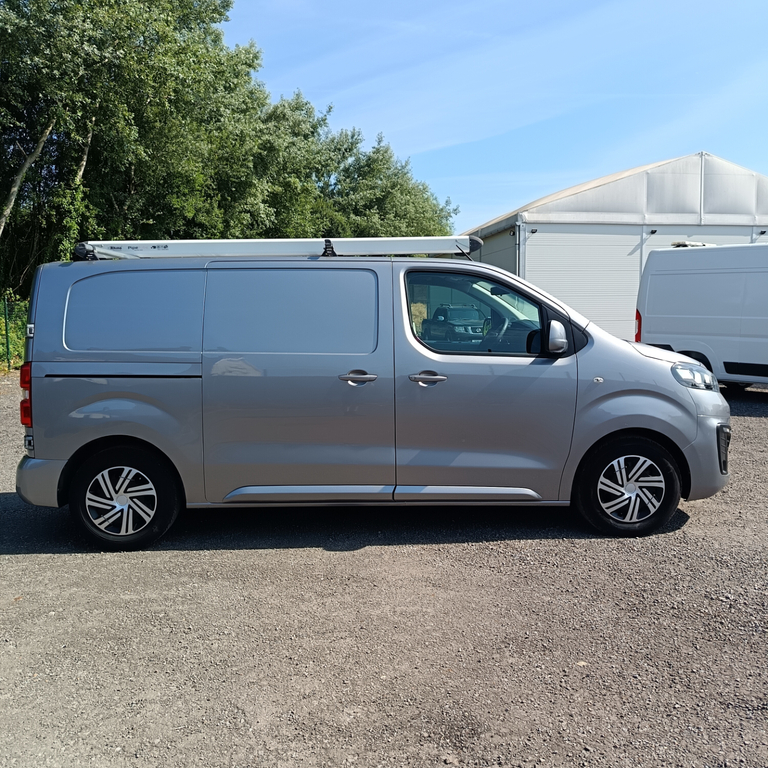 Vauxhall Vivaro 2.0 L2h1 3100 Dynamic Ss 121 Bhp Black #8