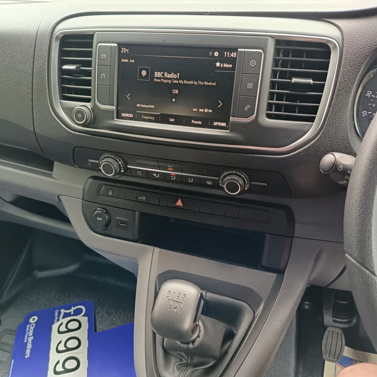 Vauxhall Vivaro 3100 2.0D 180 L2 H1 Elite Grey #17