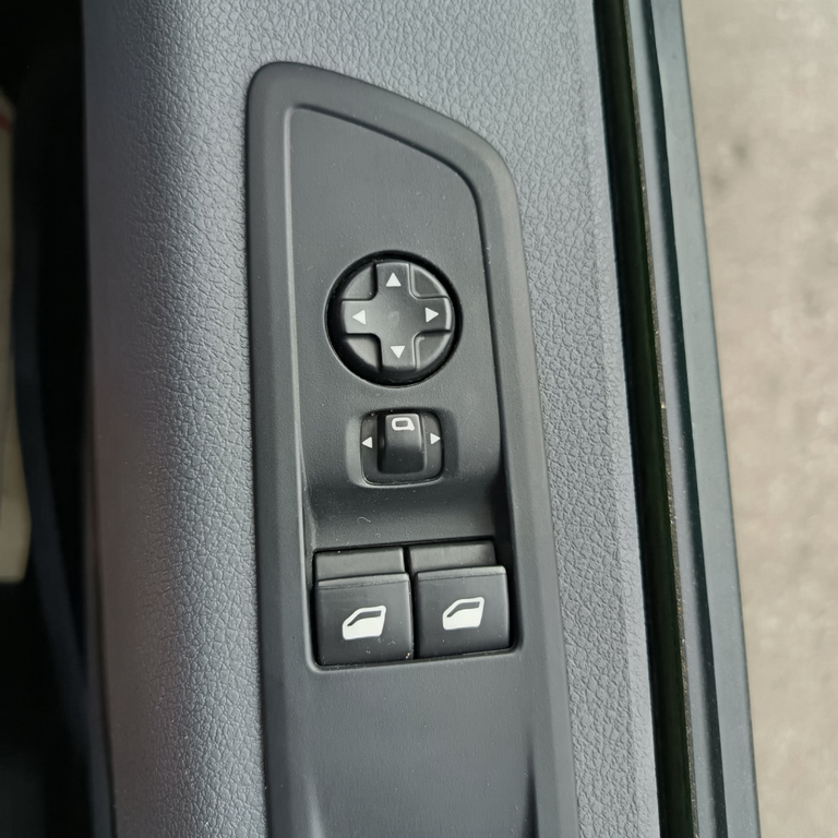 Vauxhall Vivaro 3100 2.0D 180 L2 H1 Elite Grey #19