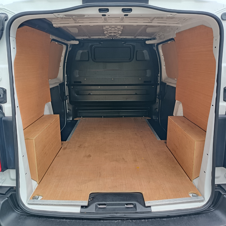 Vauxhall Vivaro 3100 2.0D 180 L2 H1 Elite Grey #10