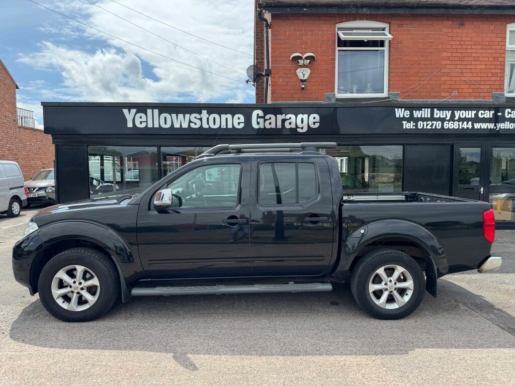 Nissan Navara 2.5 Dci Tekna 4Wd Euro 5 Black #3