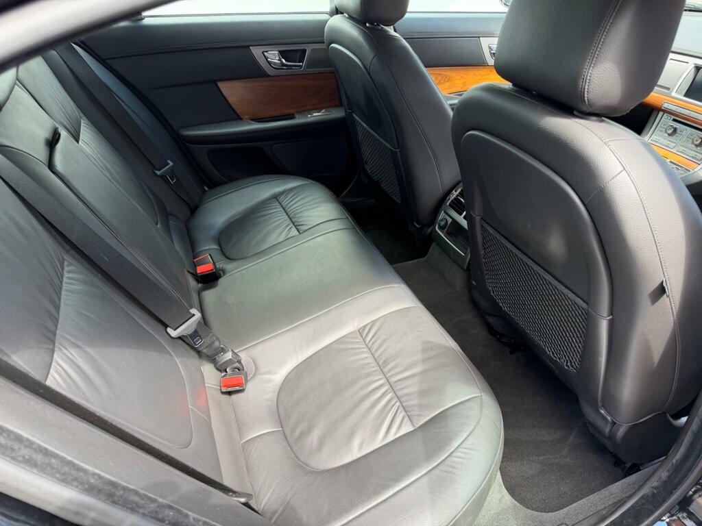 Jaguar XF Hatchback Blue #12