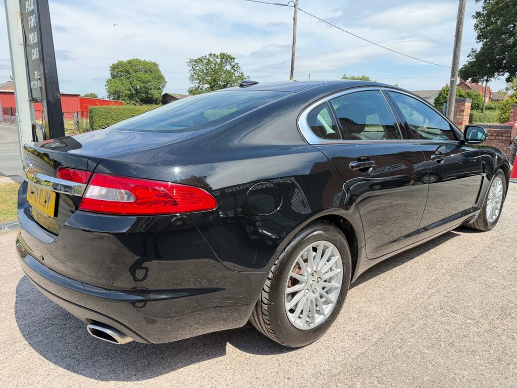 Jaguar XF Luxury Black #3
