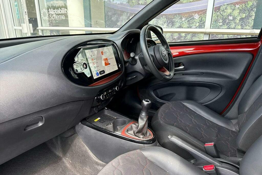 Toyota Aygo X 1.0 Vvt I Exclusive Hatchback GY24MOA Red #5