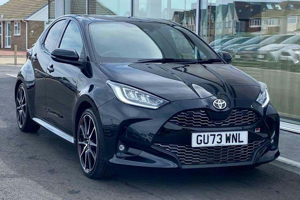 Toyota Yaris 1.5 Vvt H Gr Sport Hatchback Hybrid E C GU73WNL Black