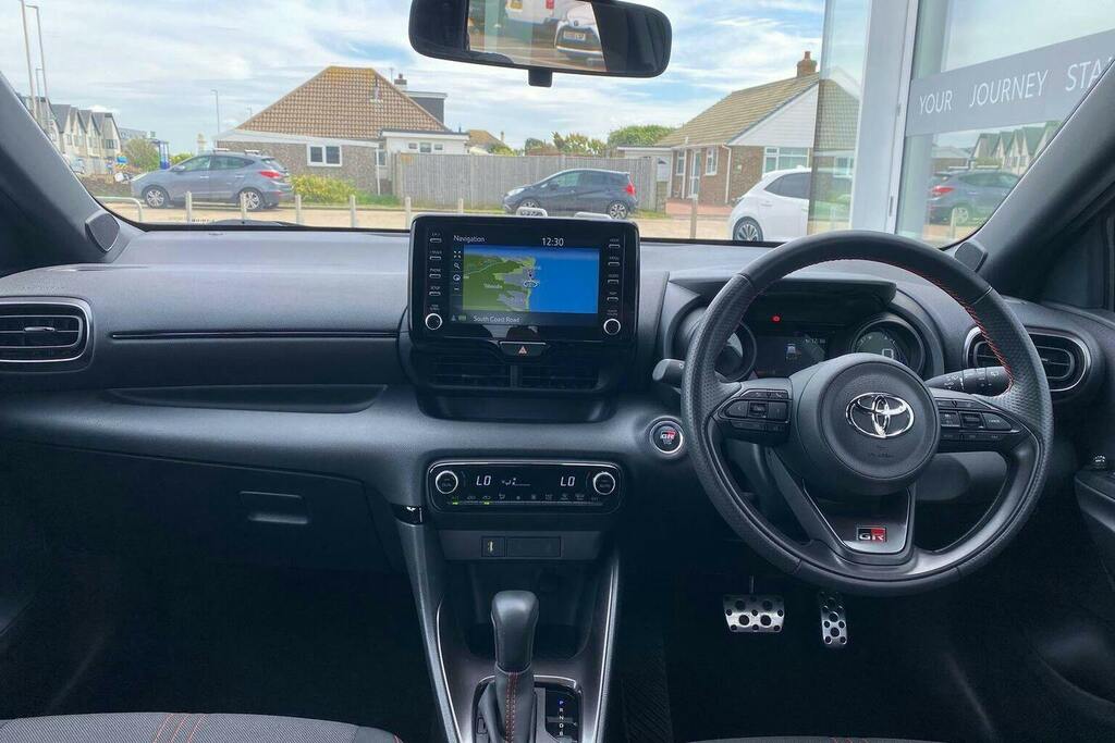 Toyota Yaris 1.5 Vvt H Gr Sport Hatchback Hybrid E C GU73WNL Black #6
