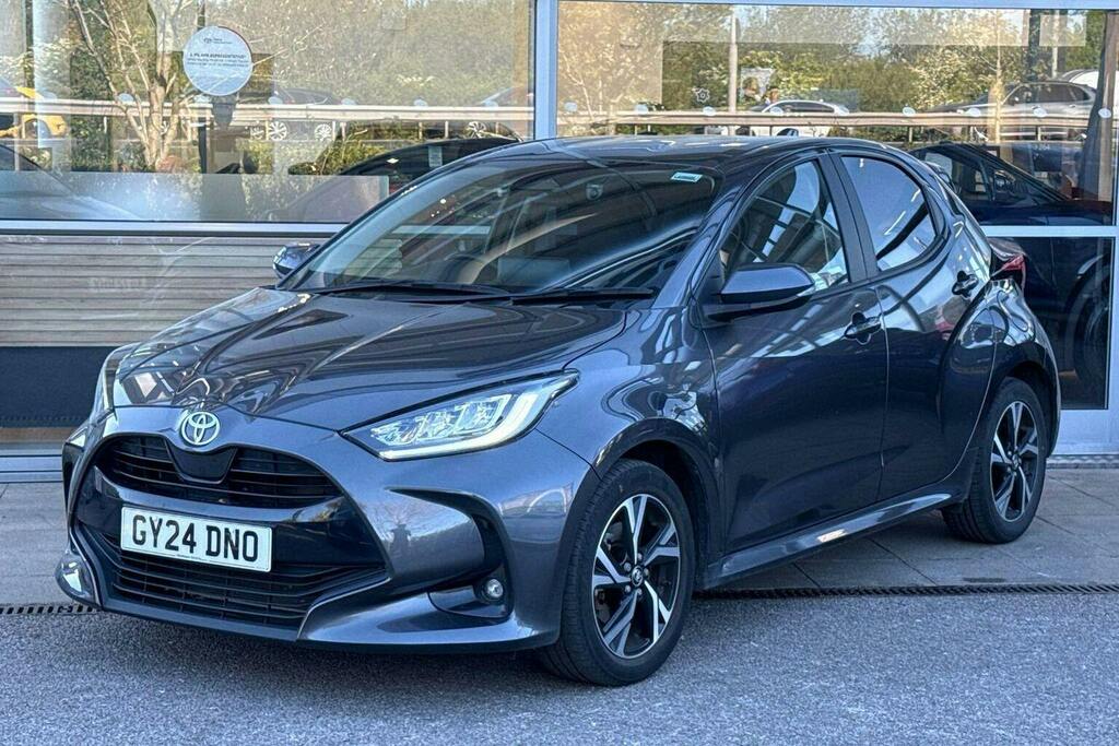 Toyota Yaris 1.5 Vvt H Design Hatchback Hybrid E Cvt GY24DNO Grey #3